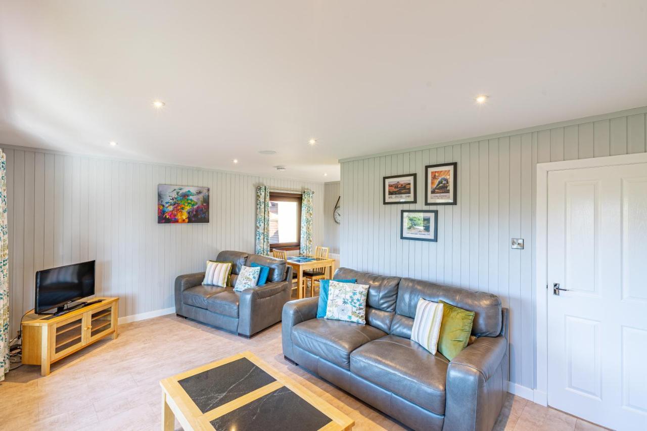 Bluebell Lodge 7 With Hot Tub Newton Stewart Exterior foto
