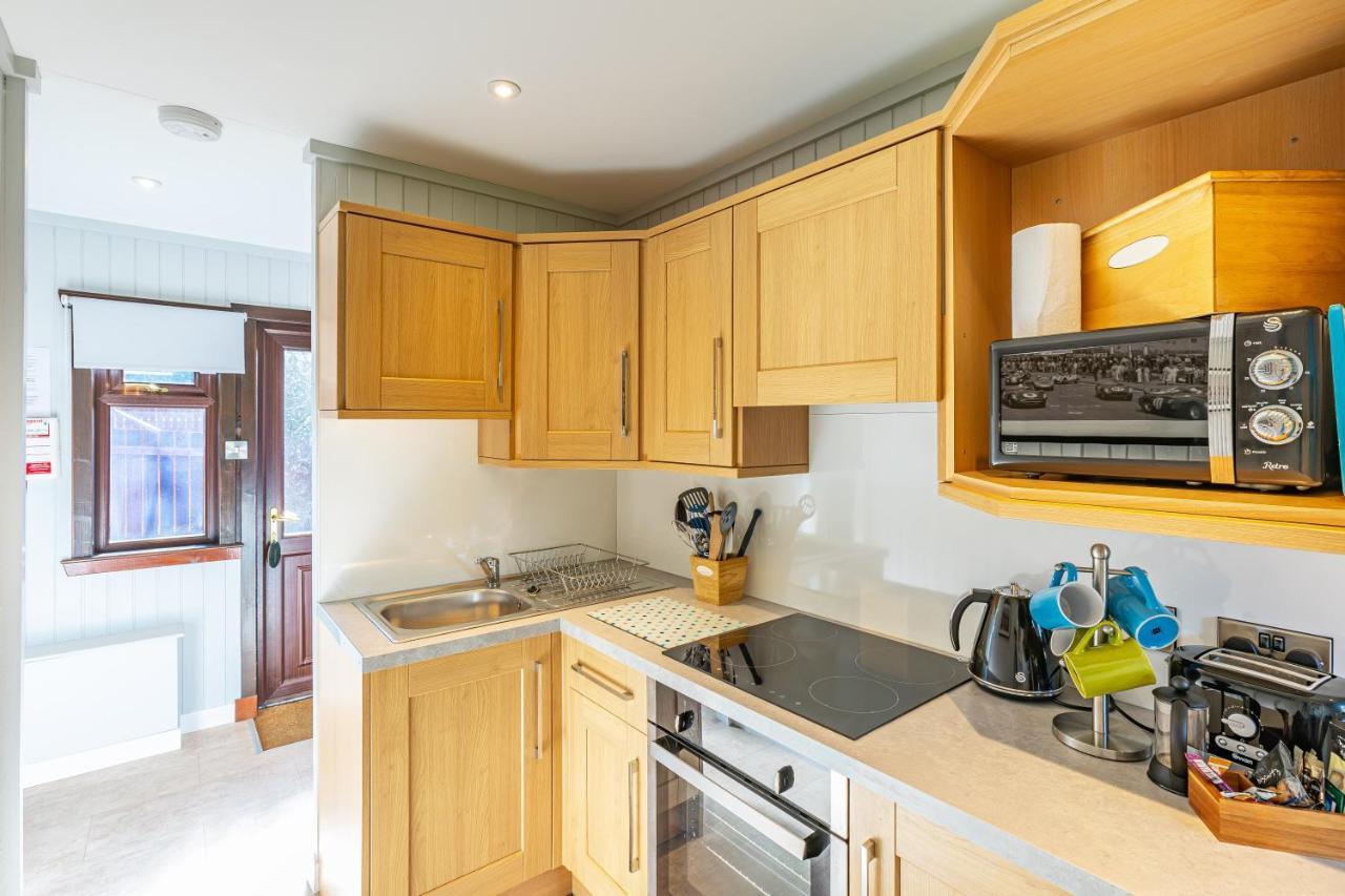 Bluebell Lodge 7 With Hot Tub Newton Stewart Exterior foto